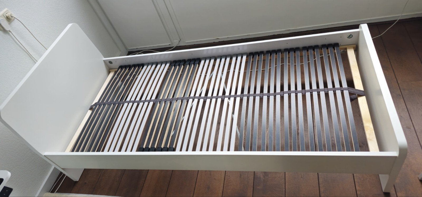 IKEA ASKVOLL Eenpersoonsbed 90x200 cm z.g.a.n., Ophalen, Gebruikt, 90 cm, Eenpersoons