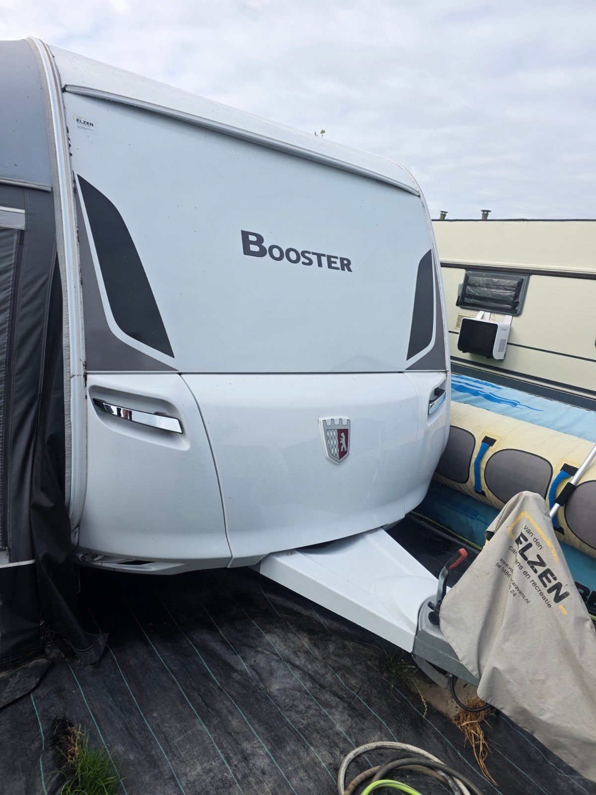 Tabbert Rossini Booster 2020 5.40 m. Met Brandt voortent 350, Ringverwarming, Rondzit, Tabbert, Lengtebed