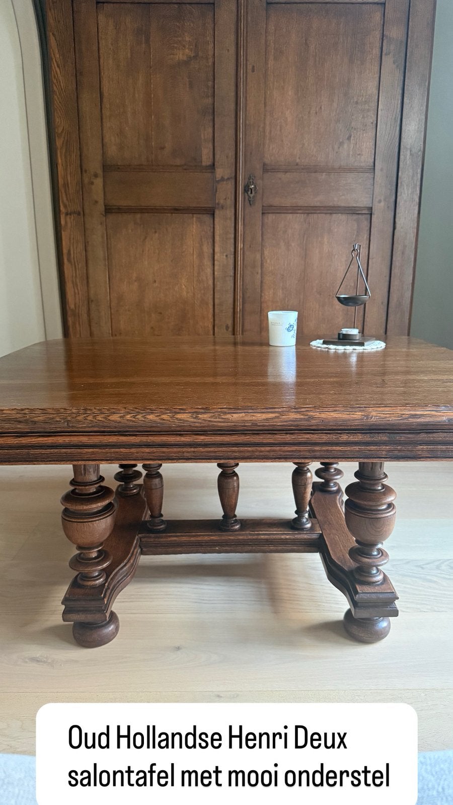 Antieke Henri Deux salontafel, Antiek en Kunst, Ophalen