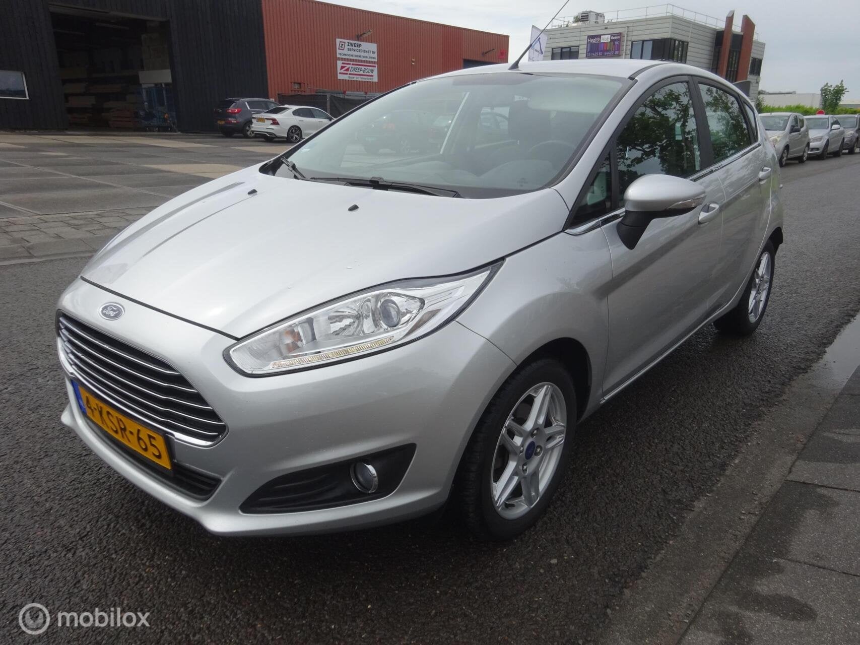 Ford Fiesta 1.0 EcoBoost Titanium ( SUPER NETTE AUTO ), Auto's, Voorwielaandrijving, Euro 5, 101 pk, 23 km/l