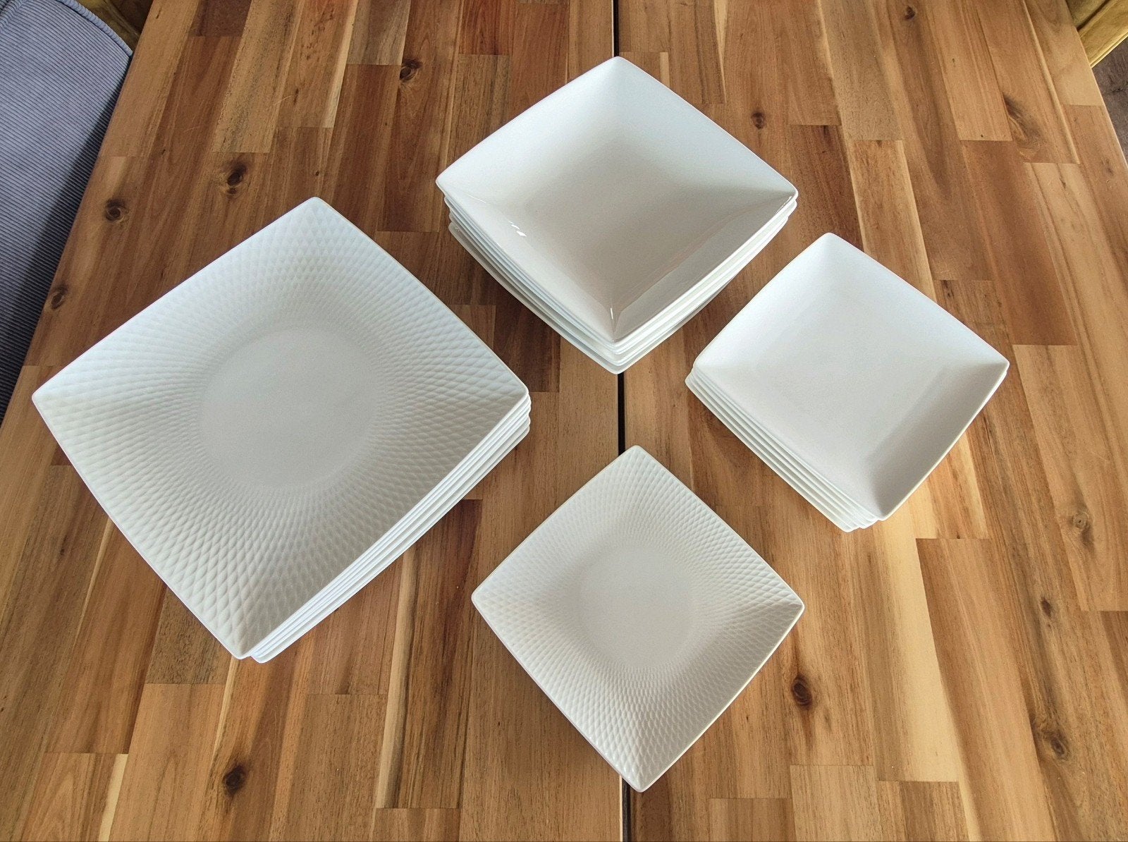 Wit Caro Squito servies: gebaks-, diner- en diepe borden, Ophalen, Porselein, Overige stijlen, Bord(en)