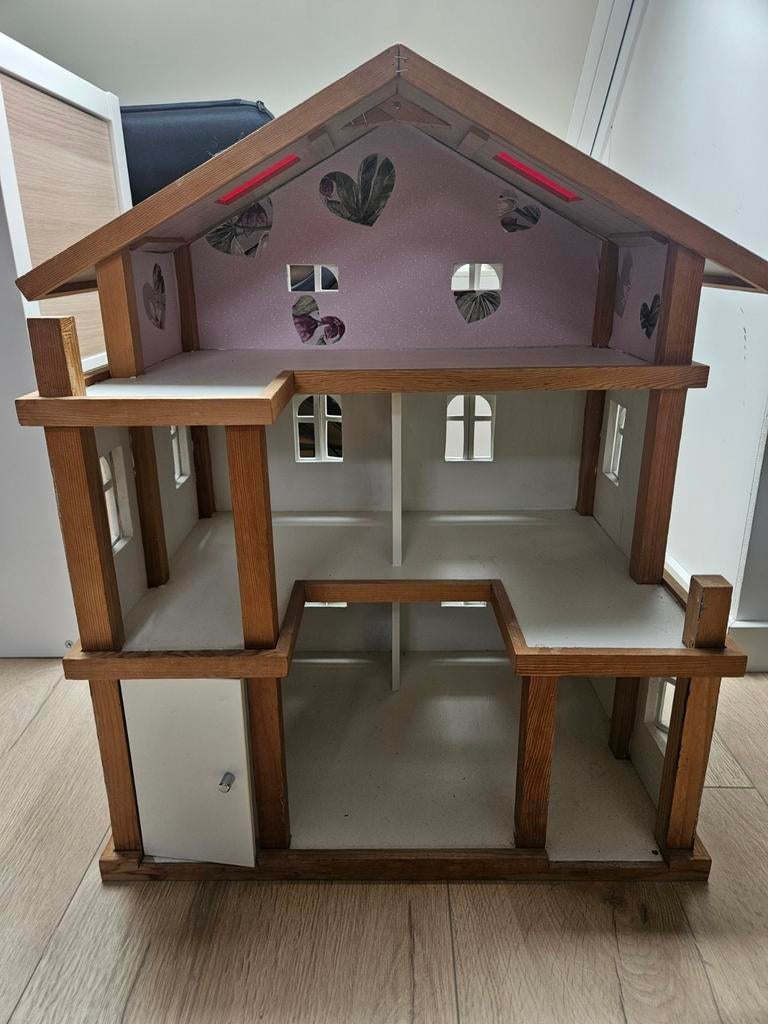 Compleet Poppenhuis met Inrichting en Meubels, Ophalen, Poppenhuis