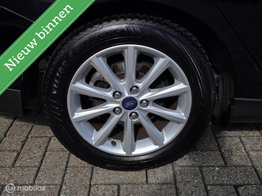 Ford Focus Wagon 1.5 Titanium, Automatische klimaatregeling, Euro 6, 4 cilinders, Zwart
