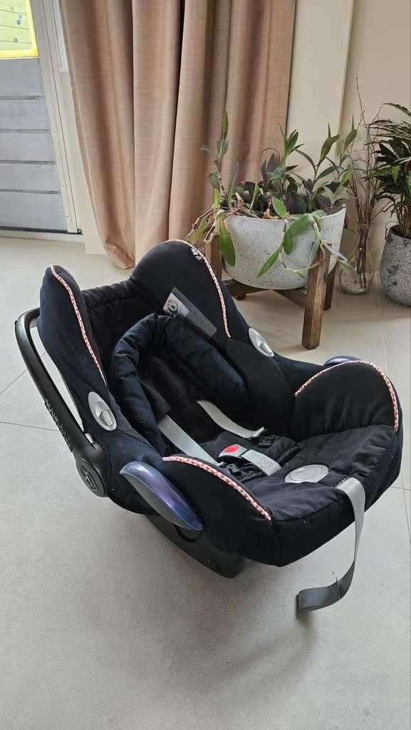 Maxi-Cosi Cabrio Fix, Ophalen, Autogordel of Isofix, Gebruikt, 0 t/m 13 kg