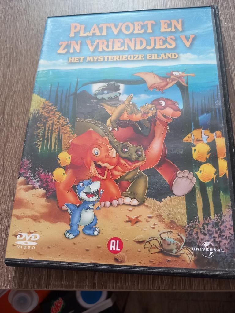 Platvoet en zijn vriendjes het mysterieuze eiland, Cd's en Dvd's, Dvd's | Tekenfilms en Animatie, Ophalen of Verzenden