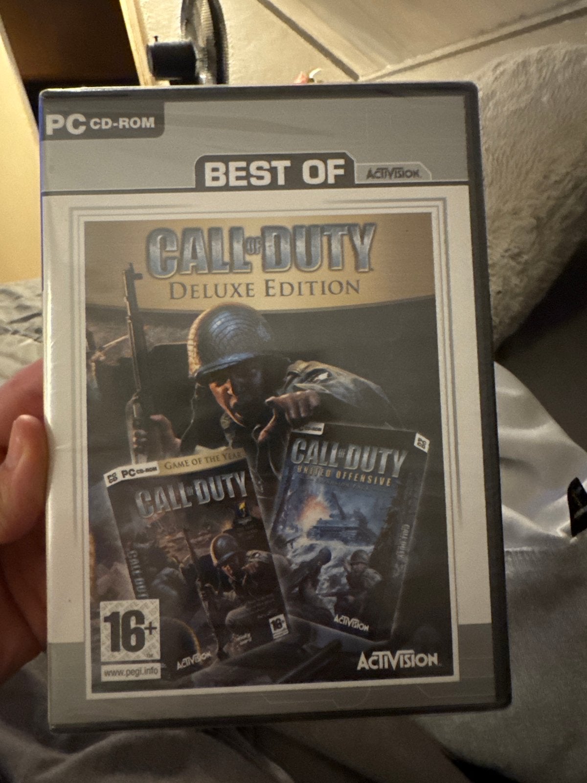 Call of Duty Deluxe Edition (PC CD-ROM) - Nieuw in seal, Spelcomputers en Games, Games | Pc, Online, Shooter, 1 speler, Nieuw