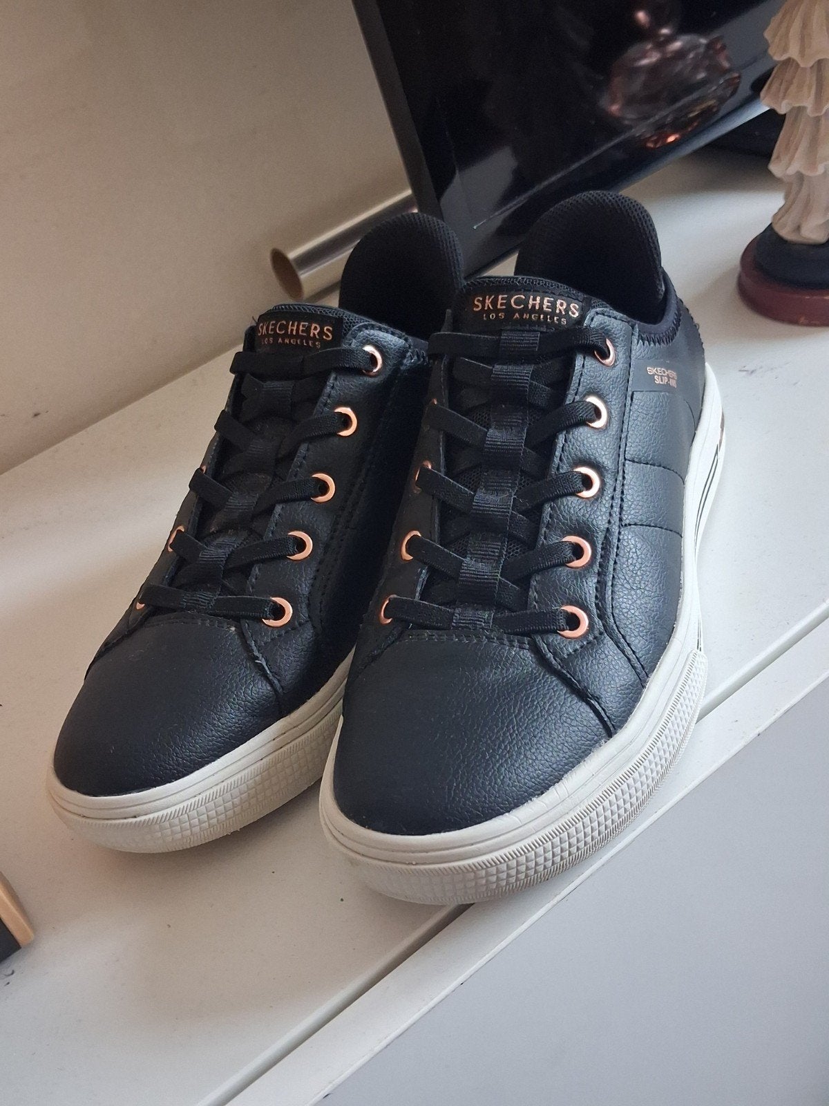 Skechers Los Angeles Slip-ins Dames Arch Fit Maat 38, Skechers, Ophalen of Verzenden, Zo goed als nieuw, Instappers
