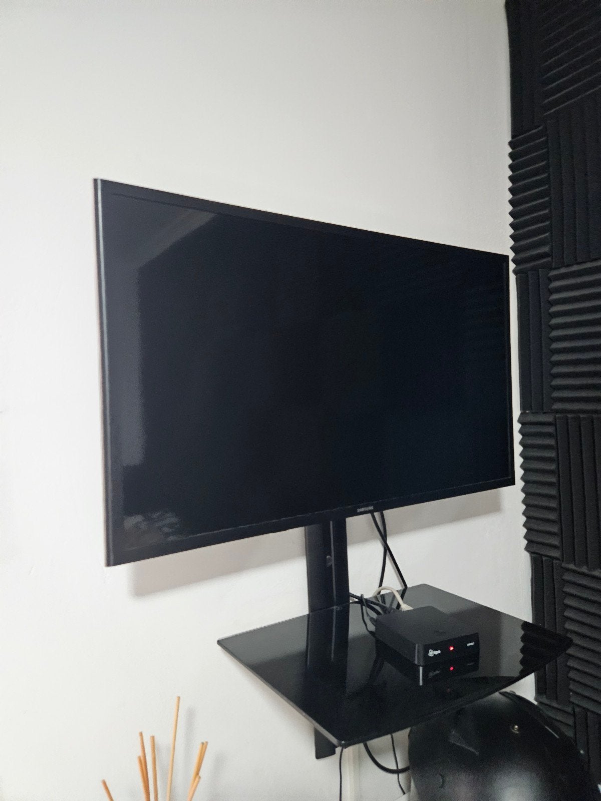 Samsung 74 cm met tv standaard, Ophalen, Gebruikt, 50 Hz, Samsung