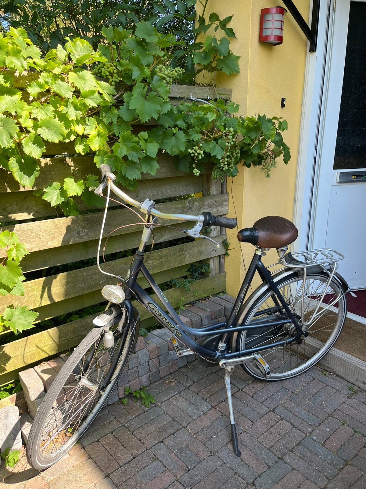 Gazelle fiets met goede banden 24 inch, Fietsen en Brommers, Fietsen | Dames | Omafietsen, 53 tot 56 cm, Ophalen, Gebruikt, Versnellingen