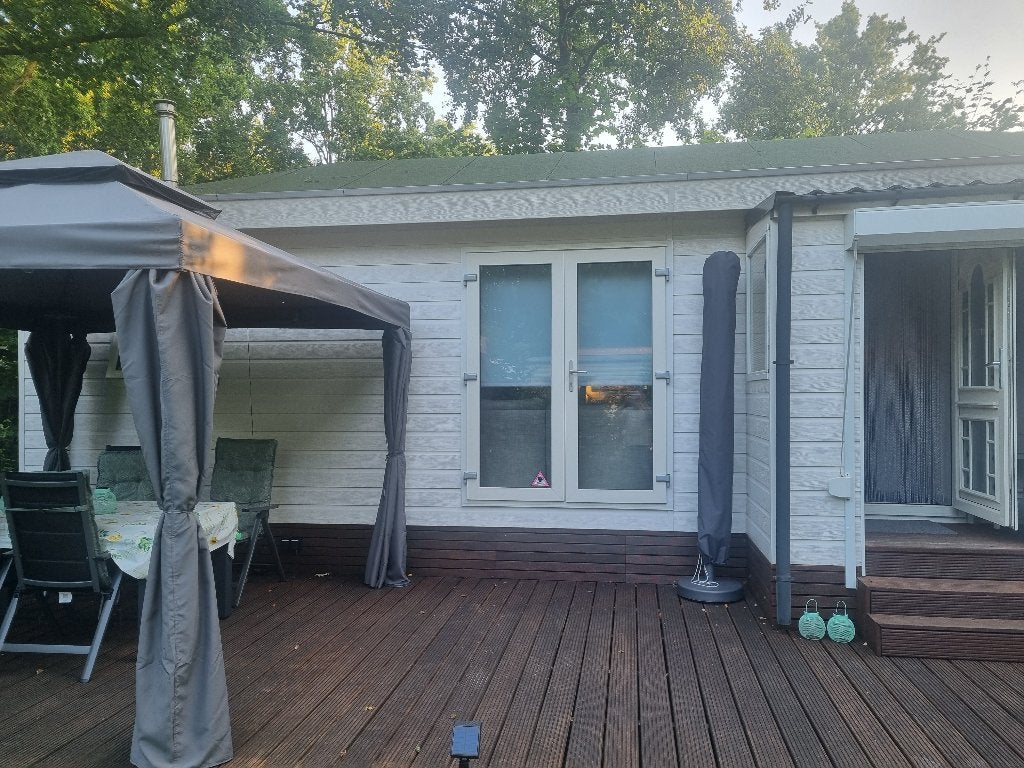 Luxe Chalet op camping Molecaten Bosbad Hoeven, Caravans en Kamperen, Tot en met 4