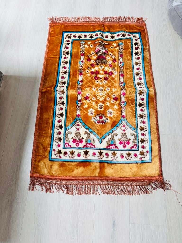 Nieuwe zachte gebedskleed €5, Gebedskleed, 100 tot 150 cm, Nieuw, 50 tot 100 cm