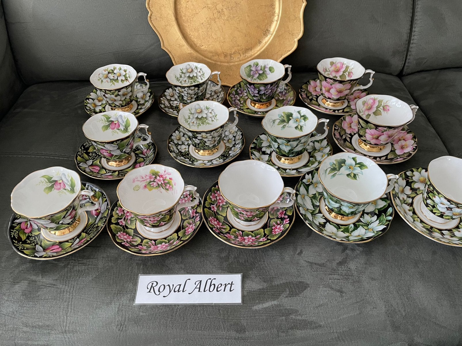 Royal Albert PROVINCIAL FLOWERS HEREN KOP en ETAGERES🌻🌻, Verzamelen, Porselein, Kristal en Bestek, Ophalen, Zo goed als nieuw
