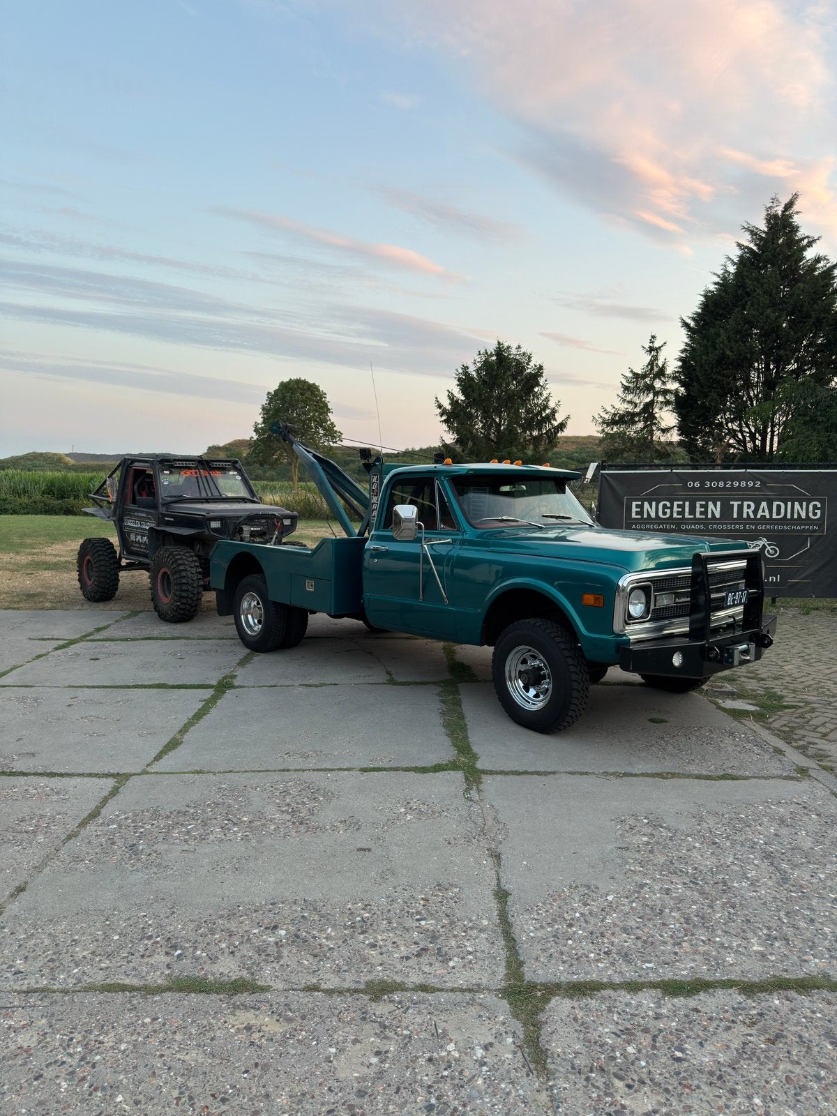 Chevrolet K30 Wrecker 4x4 handbak Dually 1971 V8 apk vrij, 8 cilinders, Leder, Handgeschakeld, Vierwielaandrijving