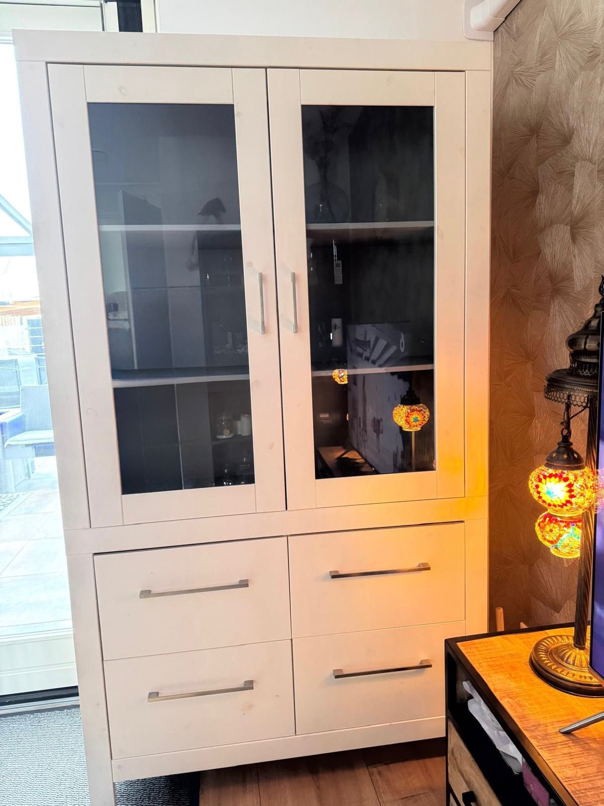 Te koop mooie buffetkast, Huis en Inrichting, Kasten | Buffetkasten, Ophalen, 100 tot 150 cm, 200 cm of meer, Zo goed als nieuw