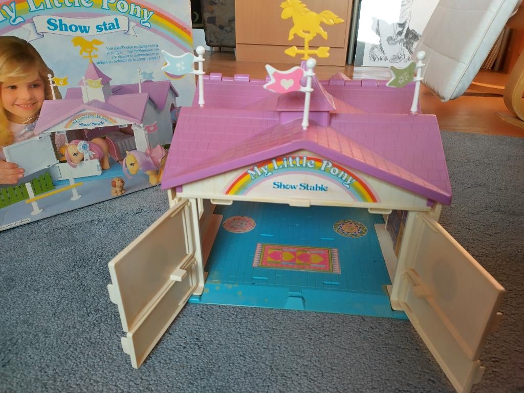 My Little Pony - Show Stable/Stal - jaren 80 speelgoed, Ophalen, Gebruikt