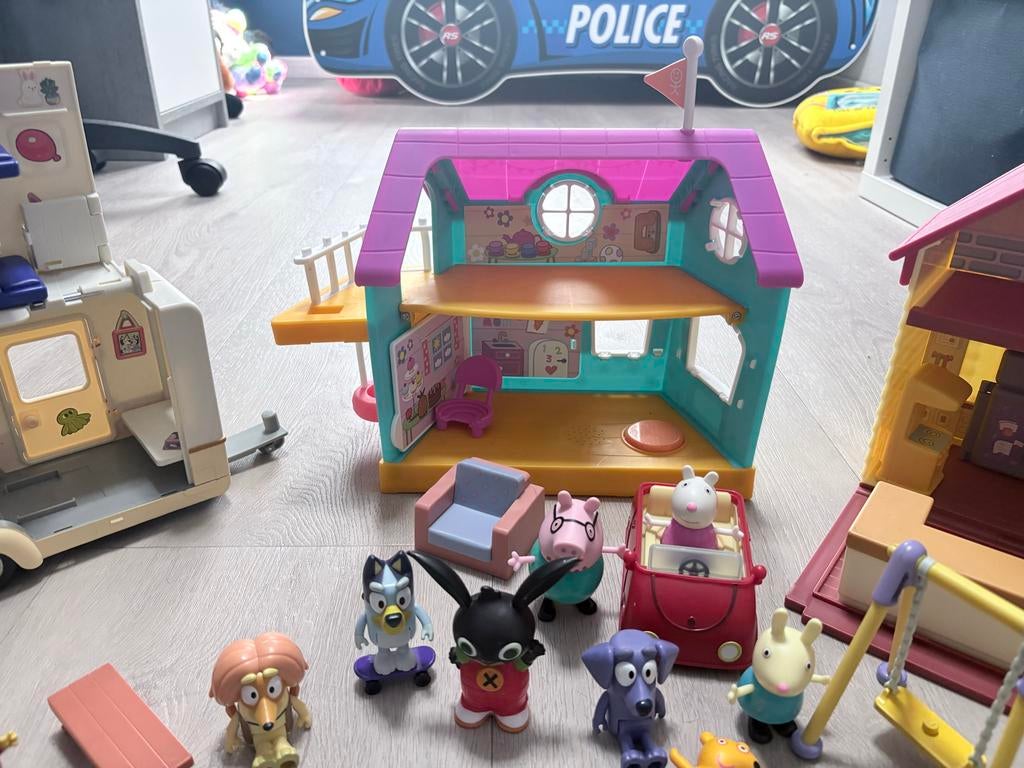 Diverse speelgoedset: Bing, Peppa Pig, Bluey, Cocomelon, Ophalen, Gebruikt, Jongen of Meisje