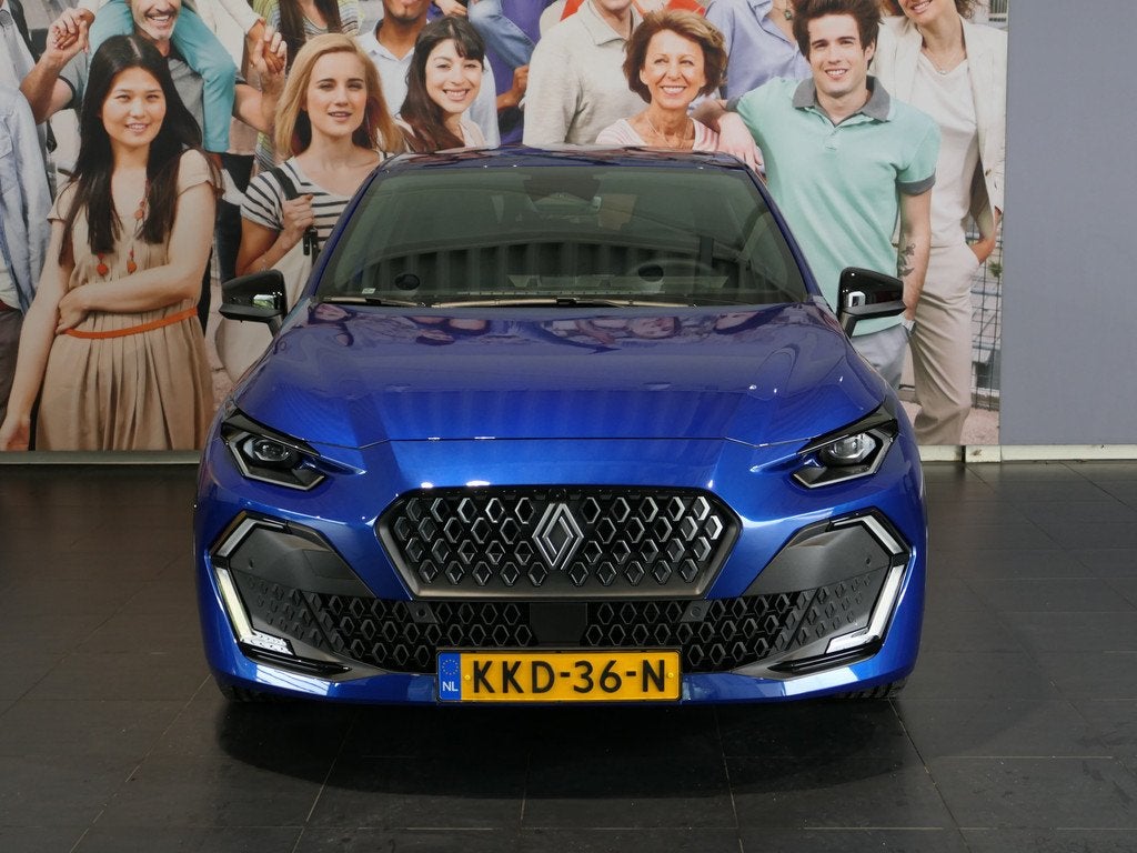 Renault Clio 1.8 Hybrid 160 techno - DEMO! - Dodehoek - Stoe, Gebruikt, 4 cilinders, Leder en Stof, Origineel Nederlands