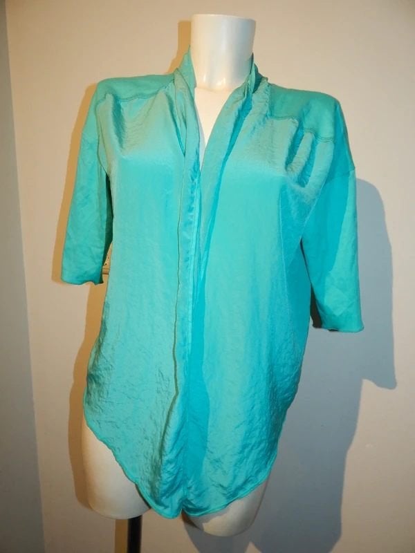 Marccain mooi vest prachtige groen tint zijde achtig voor N3, Kleding | Dames, Maat 38/40 (M), Verzenden, Zo goed als nieuw, Marccain