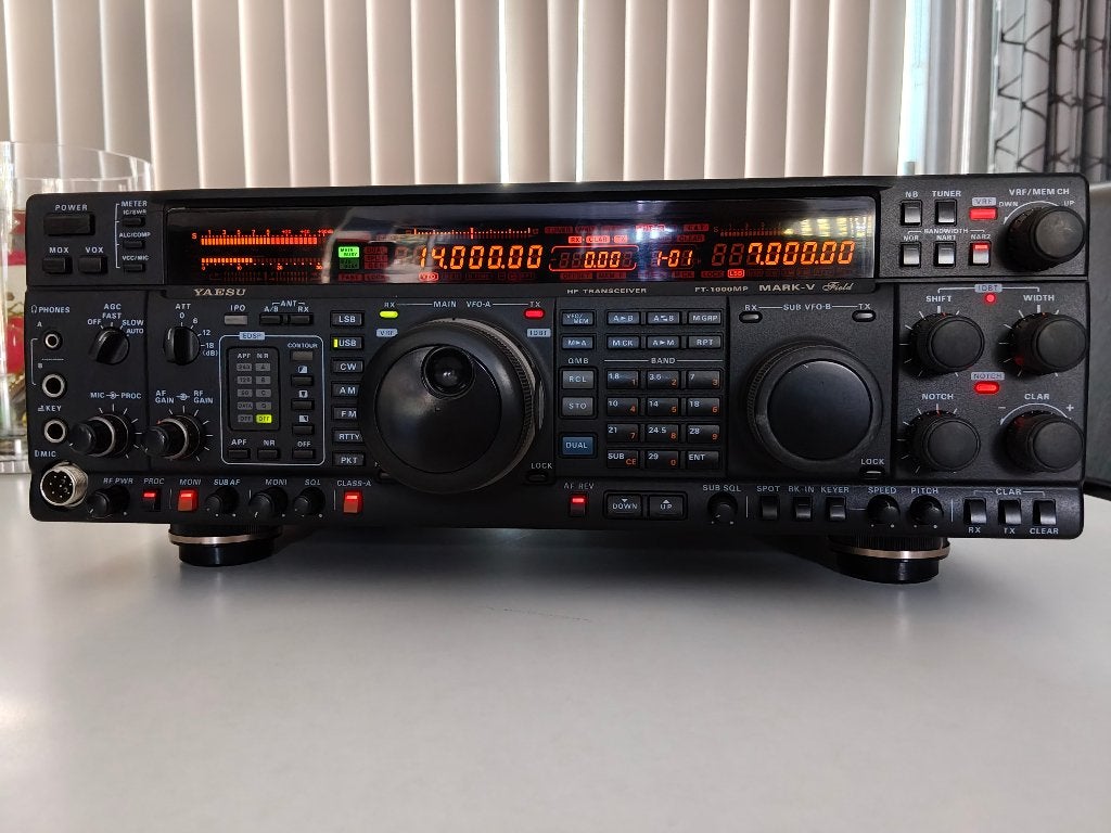 Yaesu FT-1000mp MarkV field compleet+ acc., Telecommunicatie, Ophalen of Verzenden, Gebruikt, Zender en Ontvanger