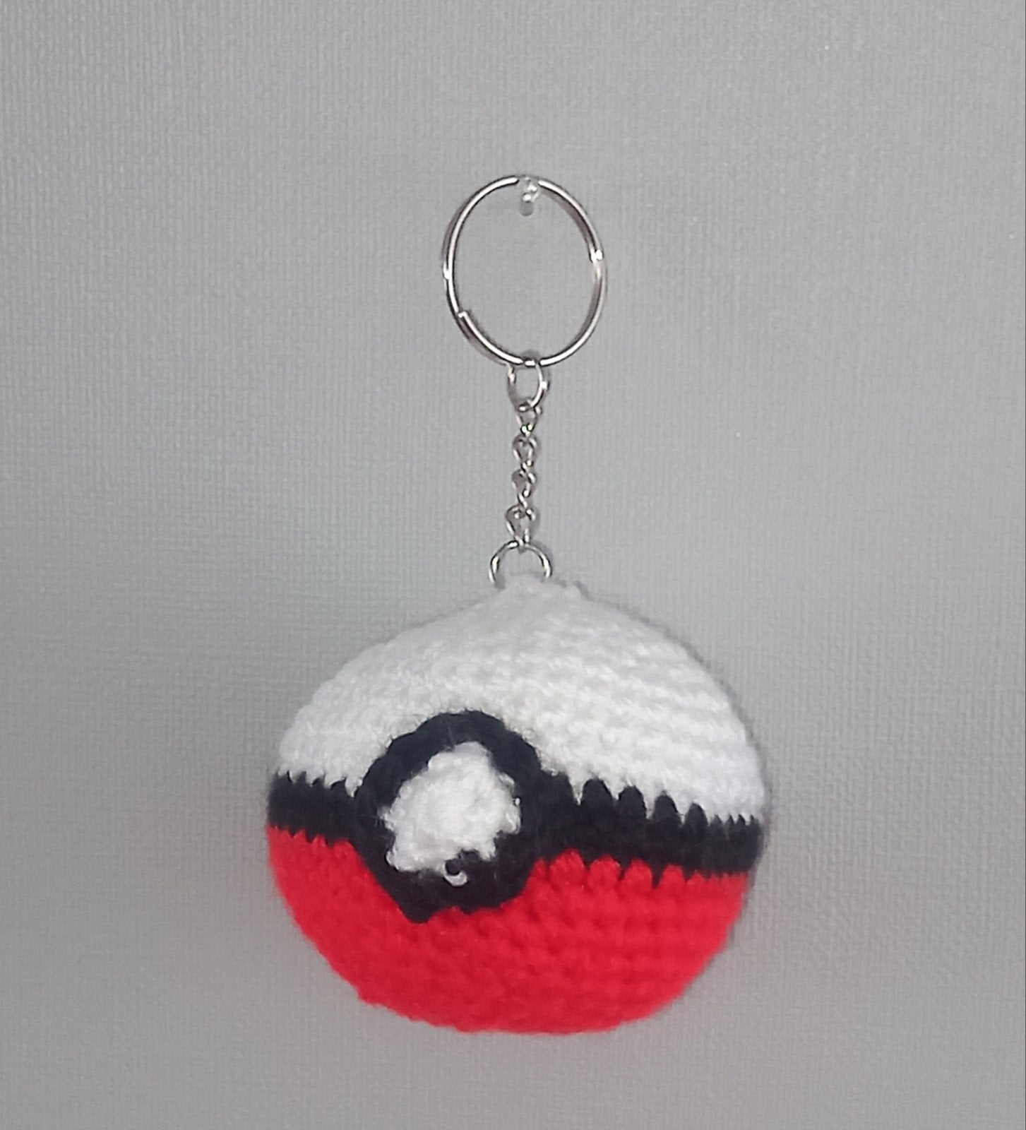 Gehaakte Pokeball sleutelhanger, Ophalen of Verzenden, Nieuw, Knuffel of Figuurtje