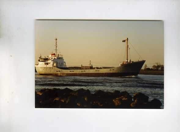 scheepvaart-foto-hendrik B, Ophalen of Verzenden, Zo goed als nieuw, Motorboot, Boek of Tijdschrift