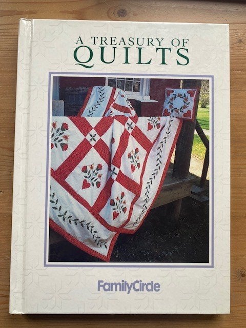 A treasury of quilts - edition of Familycircle books, Boeken, Hobby en Vrije tijd, Onbekend, Verzenden, Zo goed als nieuw, Borduren en Naaien