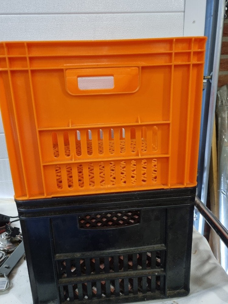 kratten / fietskrat oranje, Ophalen of Verzenden, 'T Olde Gre-j, Info@toldegrej.nl, Endepoelstraat 20f Didam
