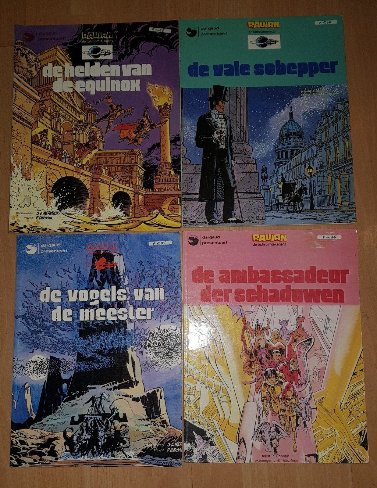 Vier vintage stripalbums Ravian, Boeken, Meerdere stripboeken, Ophalen of Verzenden, Gelezen
