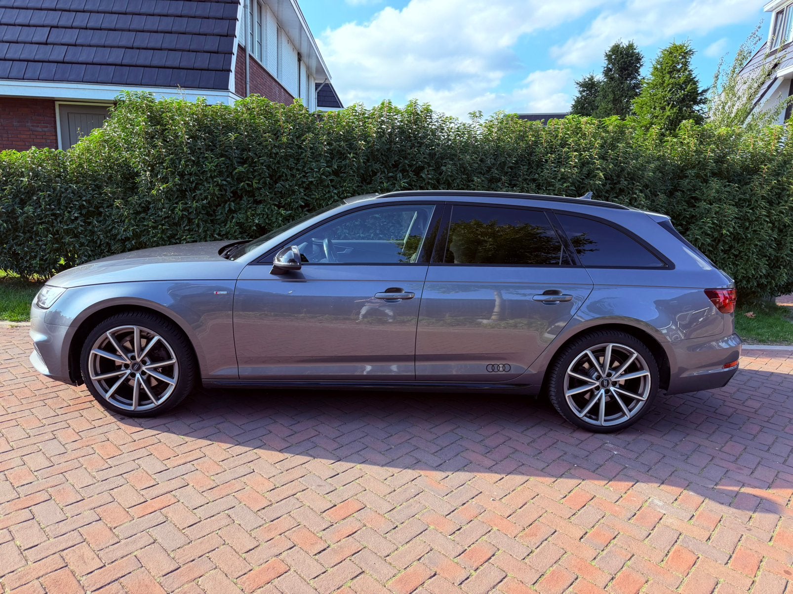Audi A4 2.0 TFSI 190pk S-Tronic S-Line Virtual-C Pano Leder, Auto's, 190 pk, 1984 cc, Stationwagon, 84 €/maand