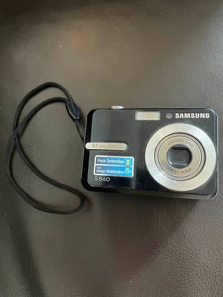 mooie digitale fotocamera s860 samsung, 8 megapixels, Ingebouwde flitser, Ophalen of Verzenden, Zo goed als nieuw