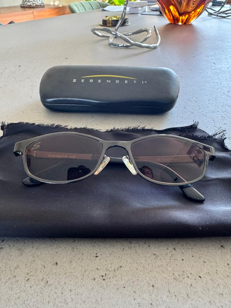 Mooie Vintage Serengeti Heren zonnebril, polarized IZGST!, Overige merken, Zonnebril, Zwart, Ophalen of Verzenden