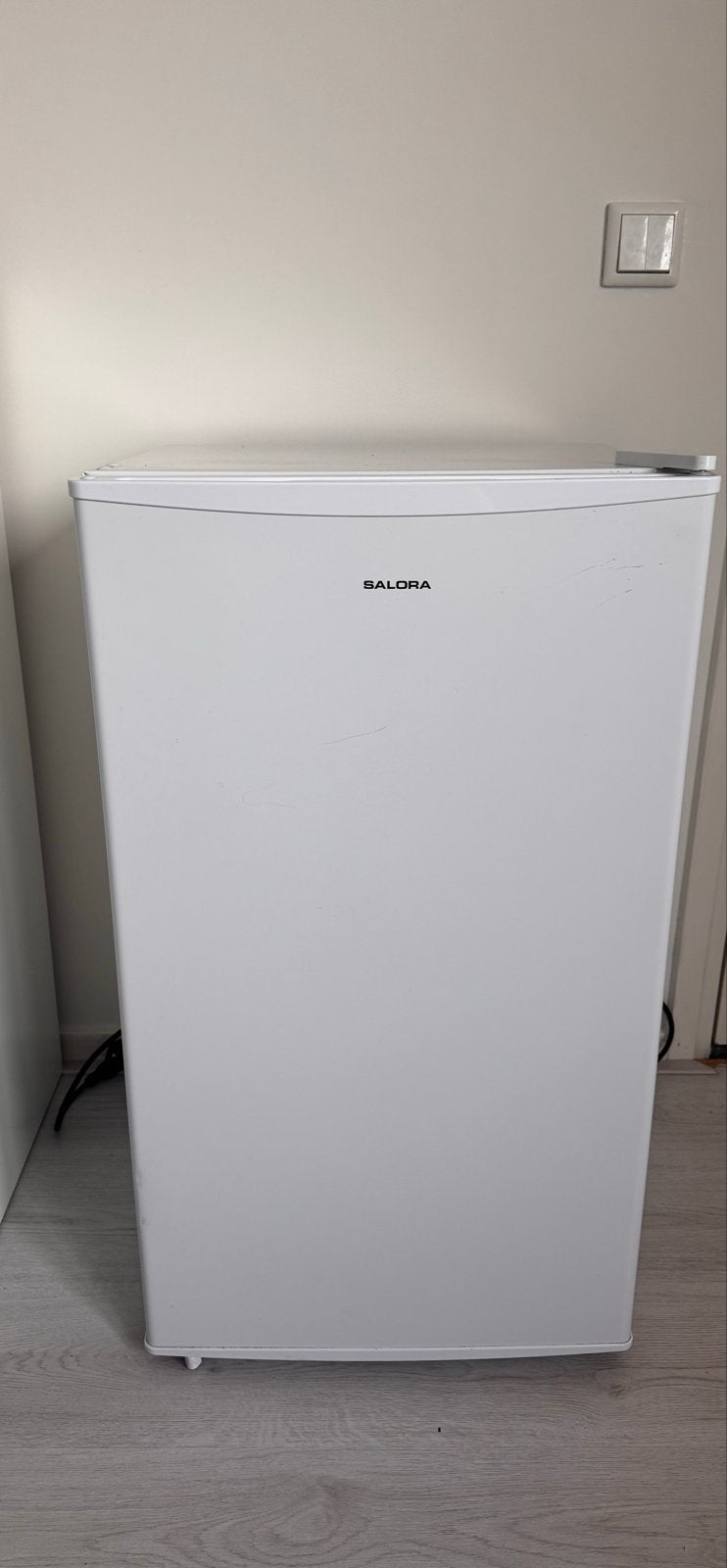 Salora tafelmodel koelkast ZGAN, Witgoed en Apparatuur, Koelkasten en IJskasten, Ophalen, Gebruikt, Minder dan 75 liter, Met vriesvak