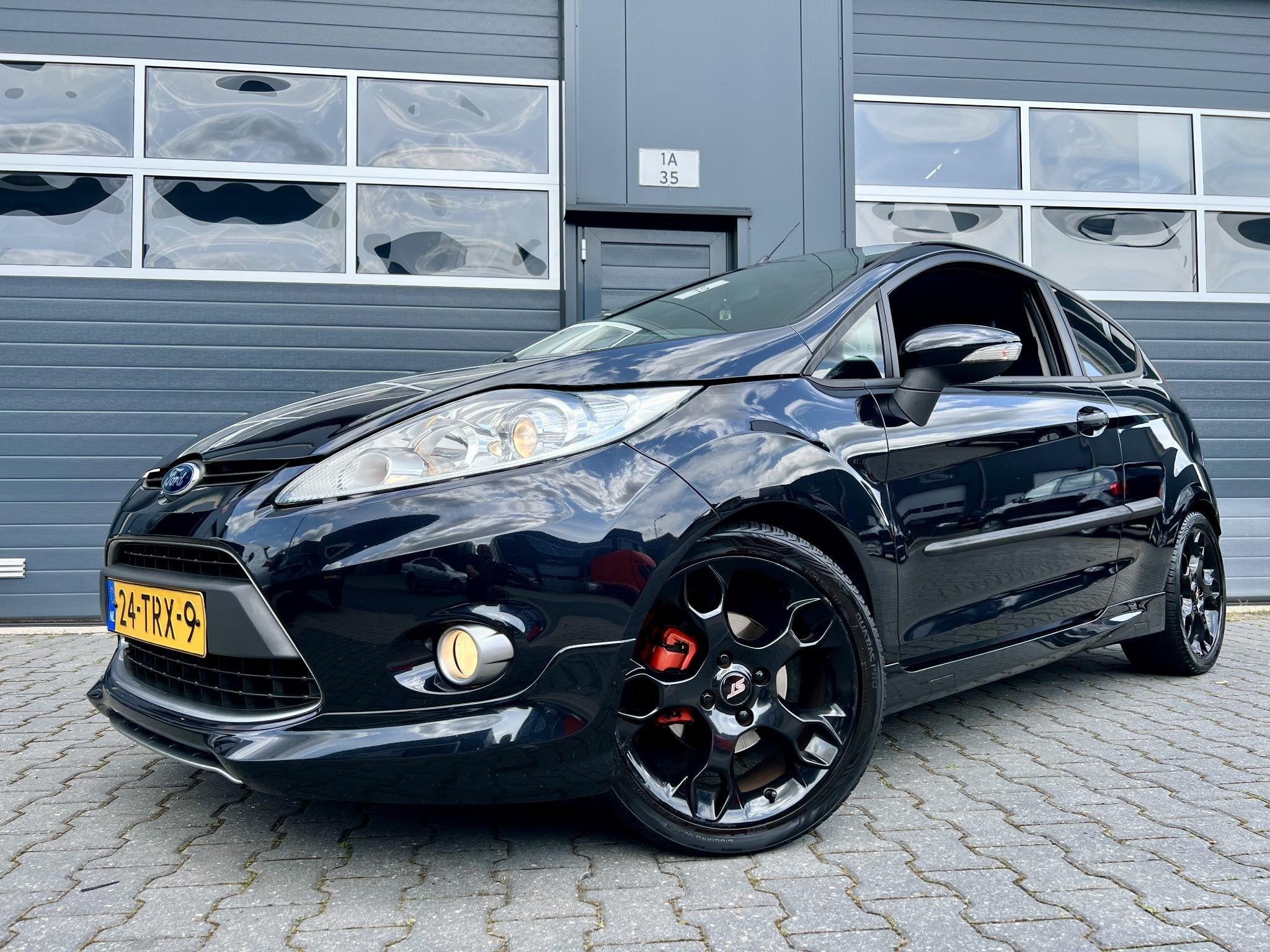 Ford Fiesta 1.6 Metal *ST-LINE*135PK*CAMERA*CARPLAY*ECC*BLAC, Auto's, 135 pk, Gebruikt, 31 €/maand, 4 cilinders