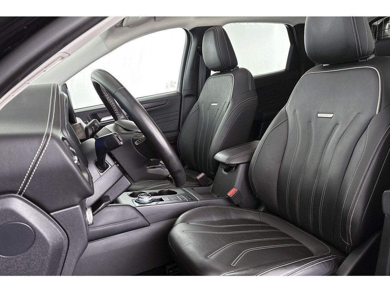 Foto 6 van Ford Kuga 2.5 PHEV Vignale Pano Leder Stuur-Stoelverwarming