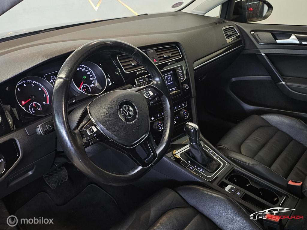Volkswagen Golf 1.4 TSI ACT R-line Panorama/Leder/Camera/ACC, 4 cilinders, Zwart, Leder, 650 kg