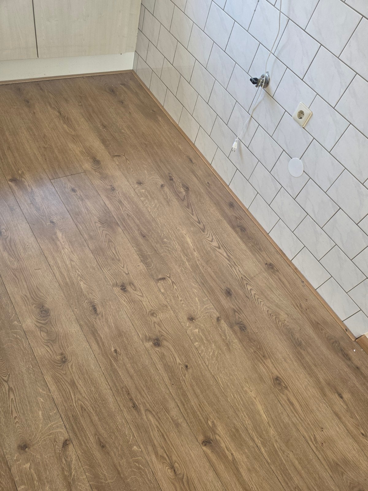 32 m2 goed laminaat gratis af te halen, Ophalen, Gebruikt, 50 tot 150 cm, 10 m² of meer