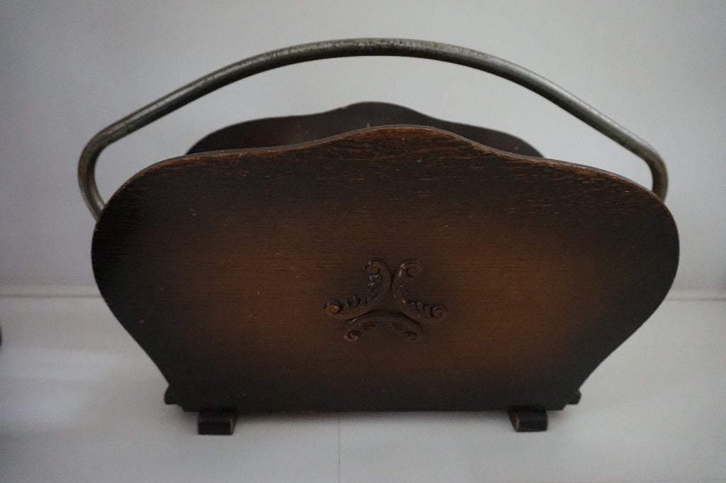 Krantenbak lectuurbak hout chroom vintage retro oud organise, Huis en Inrichting, Woonaccessoires | Krantenbakken en Lectuurbakken