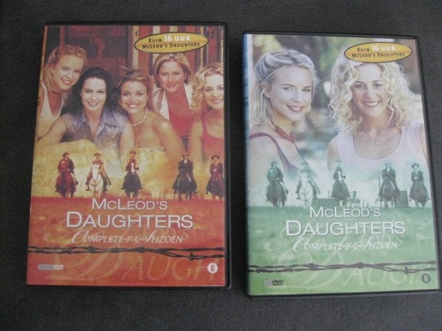 McLEOD'S DAUGHTERS - SEIZOEN 1 met SEIZOEN 2 samen 8 DVD'S, Vanaf 6 jaar, Ophalen, Zo goed als nieuw