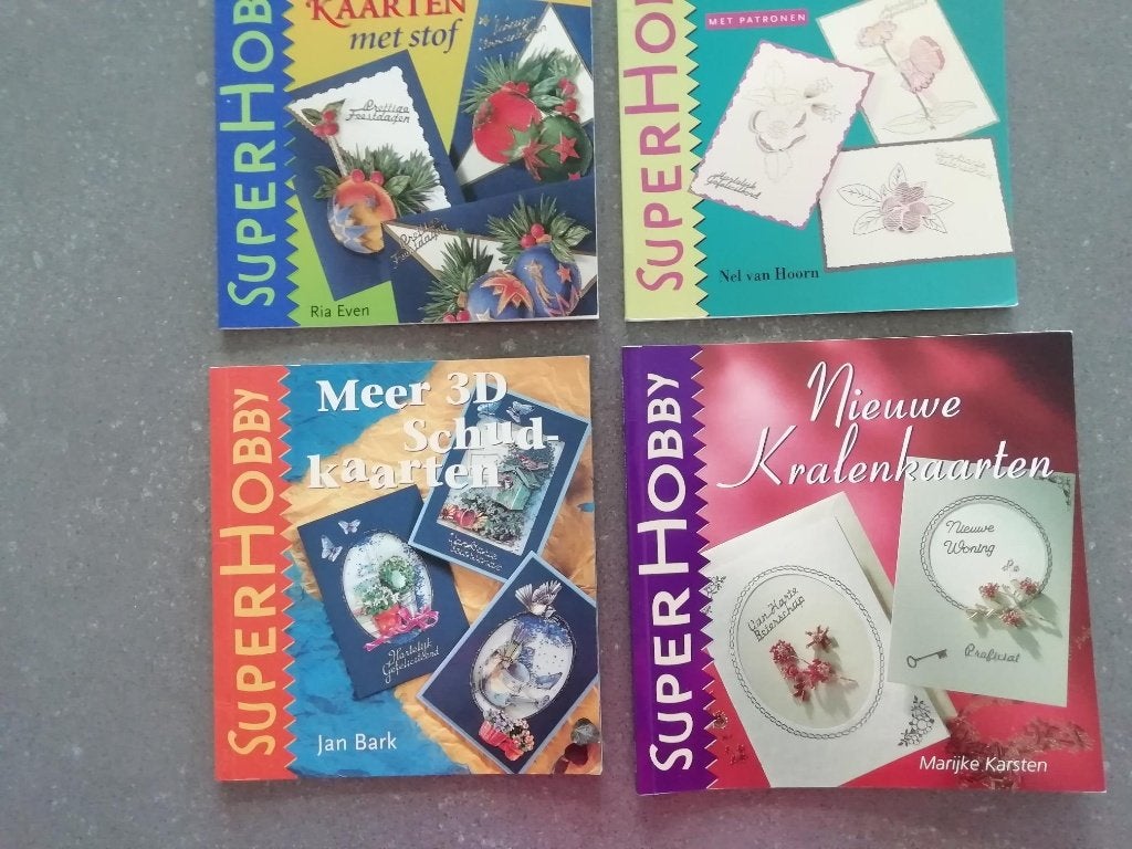 4 Super Hobby boekjes voor het maken van kaarten (0,75/st), Boeken, Ophalen of Verzenden, Zo goed als nieuw, Scrapbooking en Knutselen