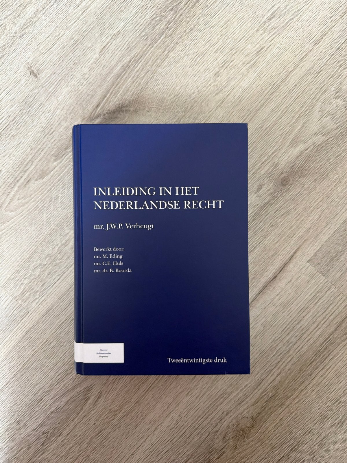 Inleiding in het Nederlandse Recht - J.W.P. Verheugt, Ophalen of Verzenden, Gamma, Zo goed als nieuw, HBO