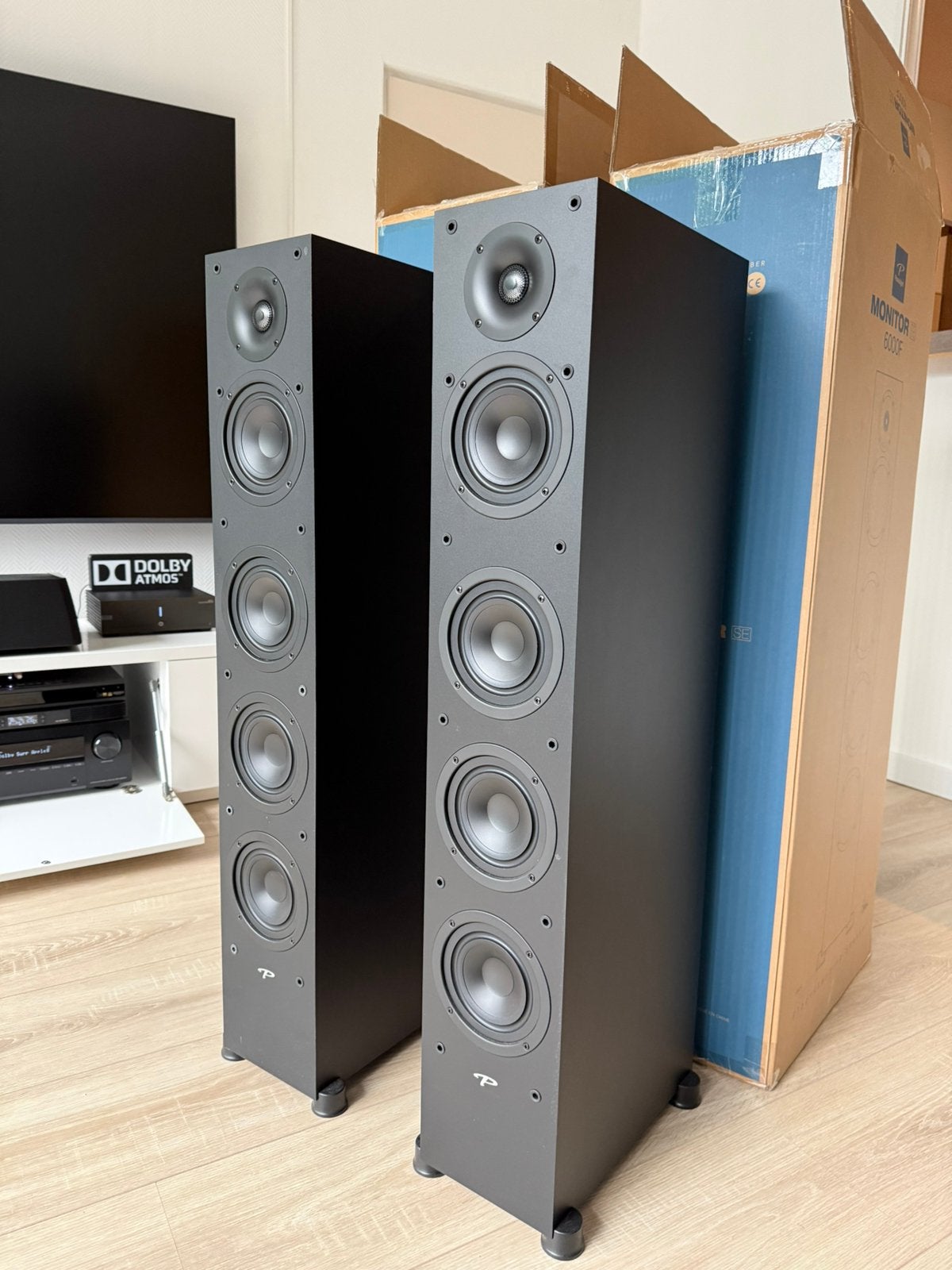 Paradigm Monitor SE6000-F / 3-weg Luidsprekers - Nieuwstaat, Zo goed als nieuw, 120 watt of meer, Front, Rear of Stereo speakers
