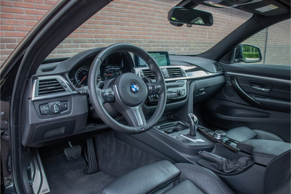 BMW 4 Serie 420i High Executive, 52.000km NAP, M Sport, Spor, Automaat, 1998 cc, Achterwielaandrijving, Gebruikt