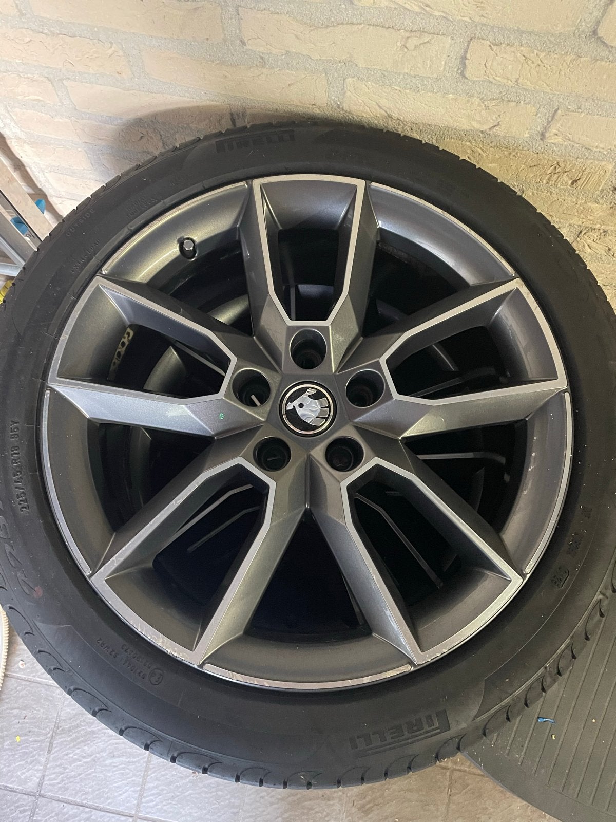 Skoda Octavia RS velgen gemini 18 inch, 344 pk, Particulier, Voorwielaandrijving, 0 kg