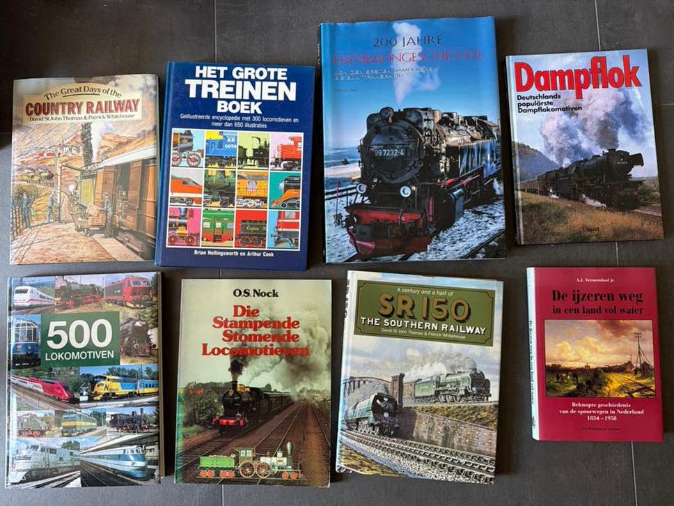 Diverse boeken over treinen en locomotieven - Teab, Ophalen of Verzenden, Zo goed als nieuw, Trein