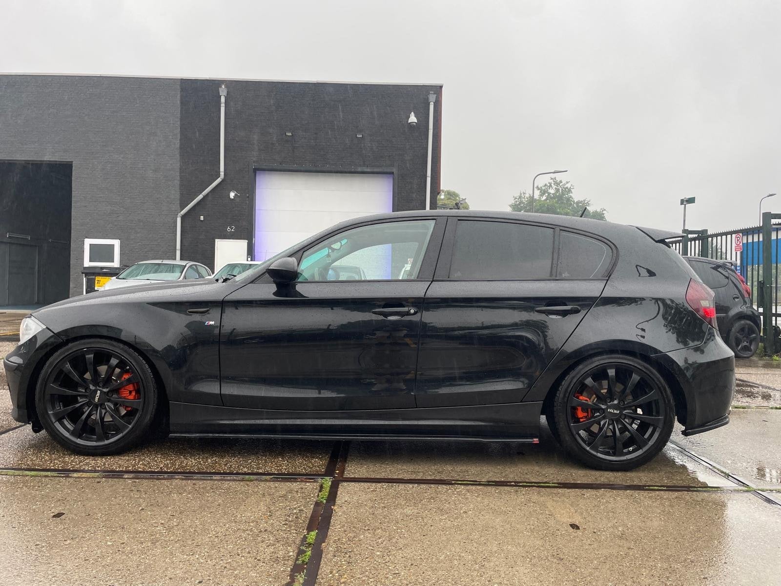 BMW 1-serie 120i, Auto's, Achterwielaandrijving, 1295 kg, 4 cilinders, Zwart