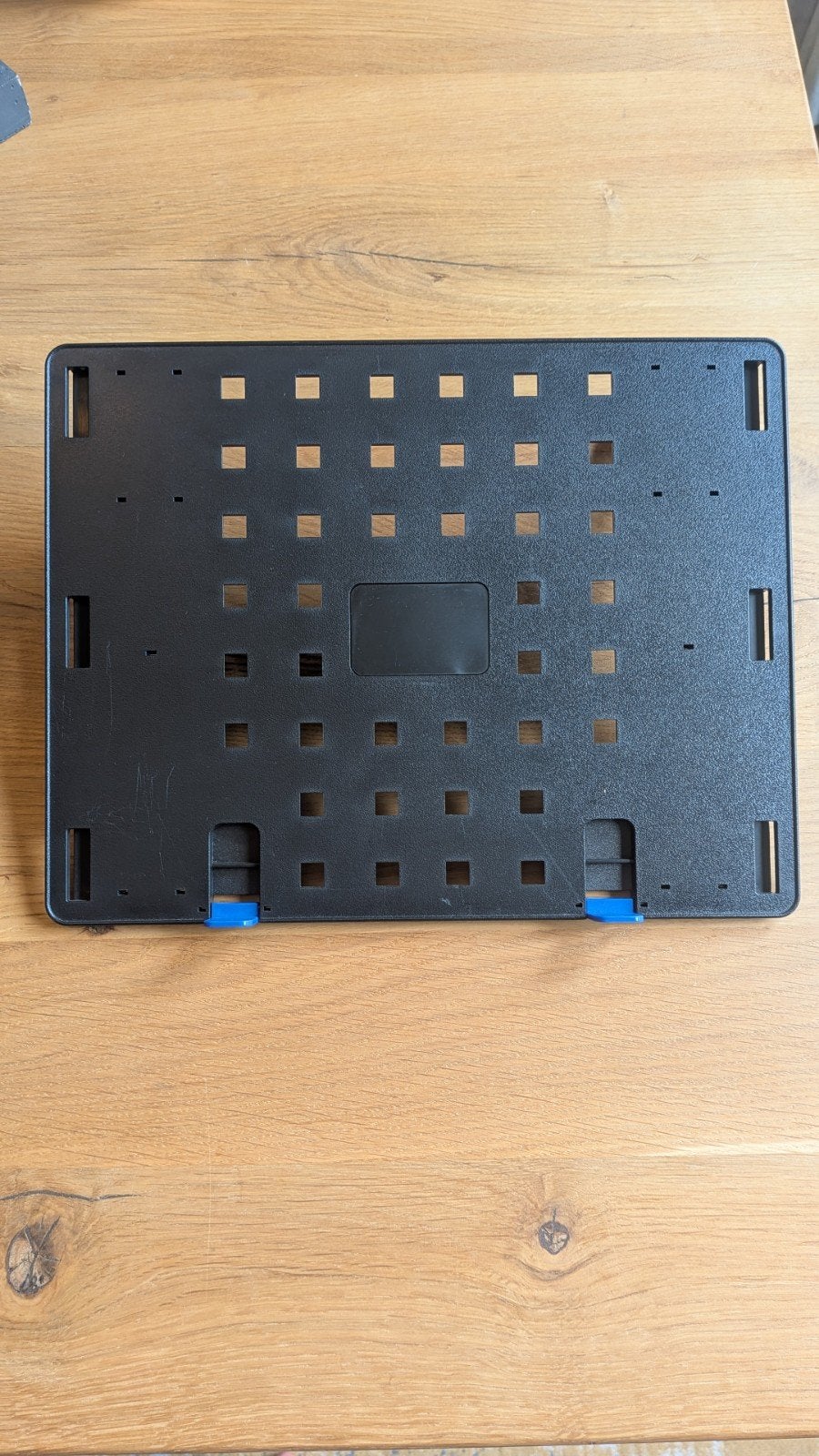 Gratis laptop standaard, Ophalen, Zo goed als nieuw
