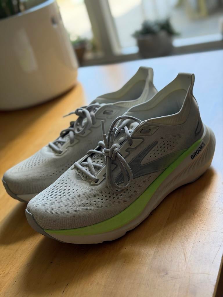 Brooks Glycerin 23 hardloopschoenen maat 43, Kleding | Dames, Schoenen, Zo goed als nieuw, Sportschoenen, Wit, Ophalen of Verzenden