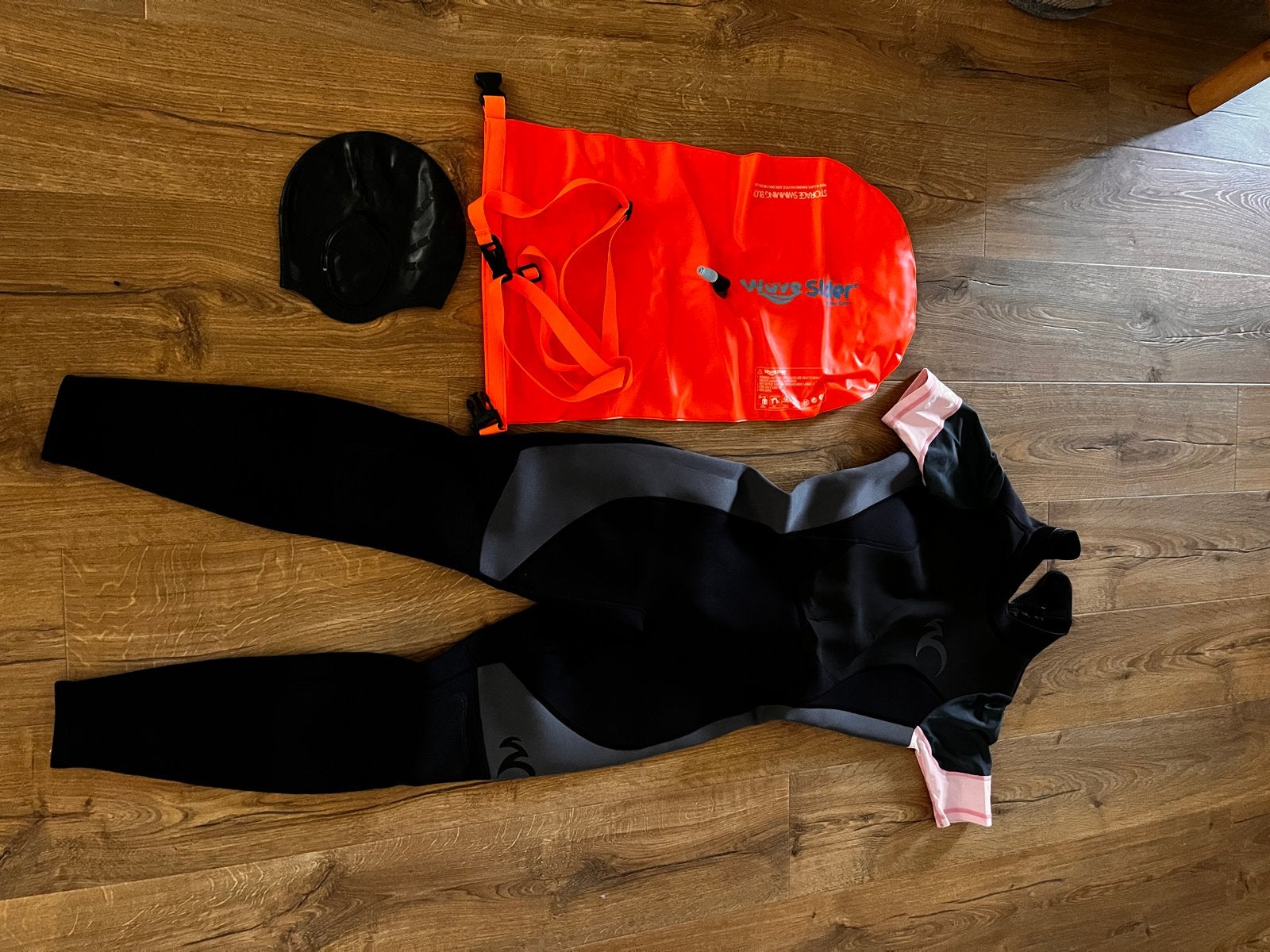 Dames Wetsuit Watrflag met zwemboei Waveslider, Ophalen, Zo goed als nieuw, Zwart, Overige typen