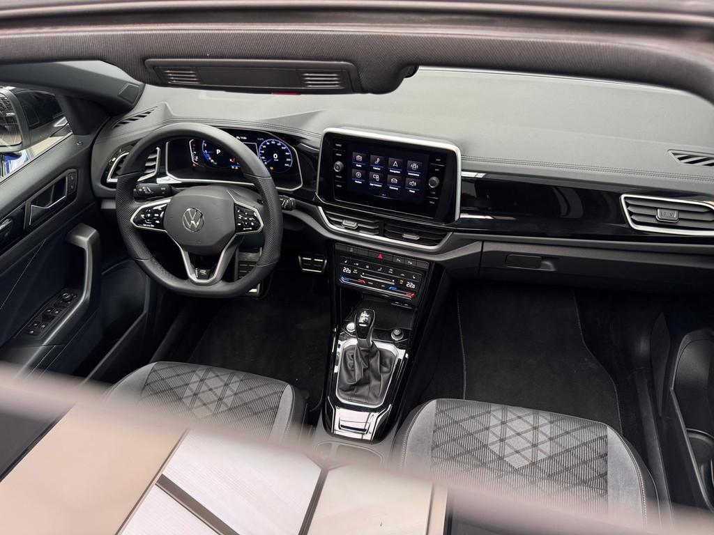 Volkswagen T-Roc 1.5 TSI R-line / Pano / Camera / Keyless /, Auto's, Volkswagen, 4 cilinders, 150 pk, Bedrijf, SUV of Terreinwagen
