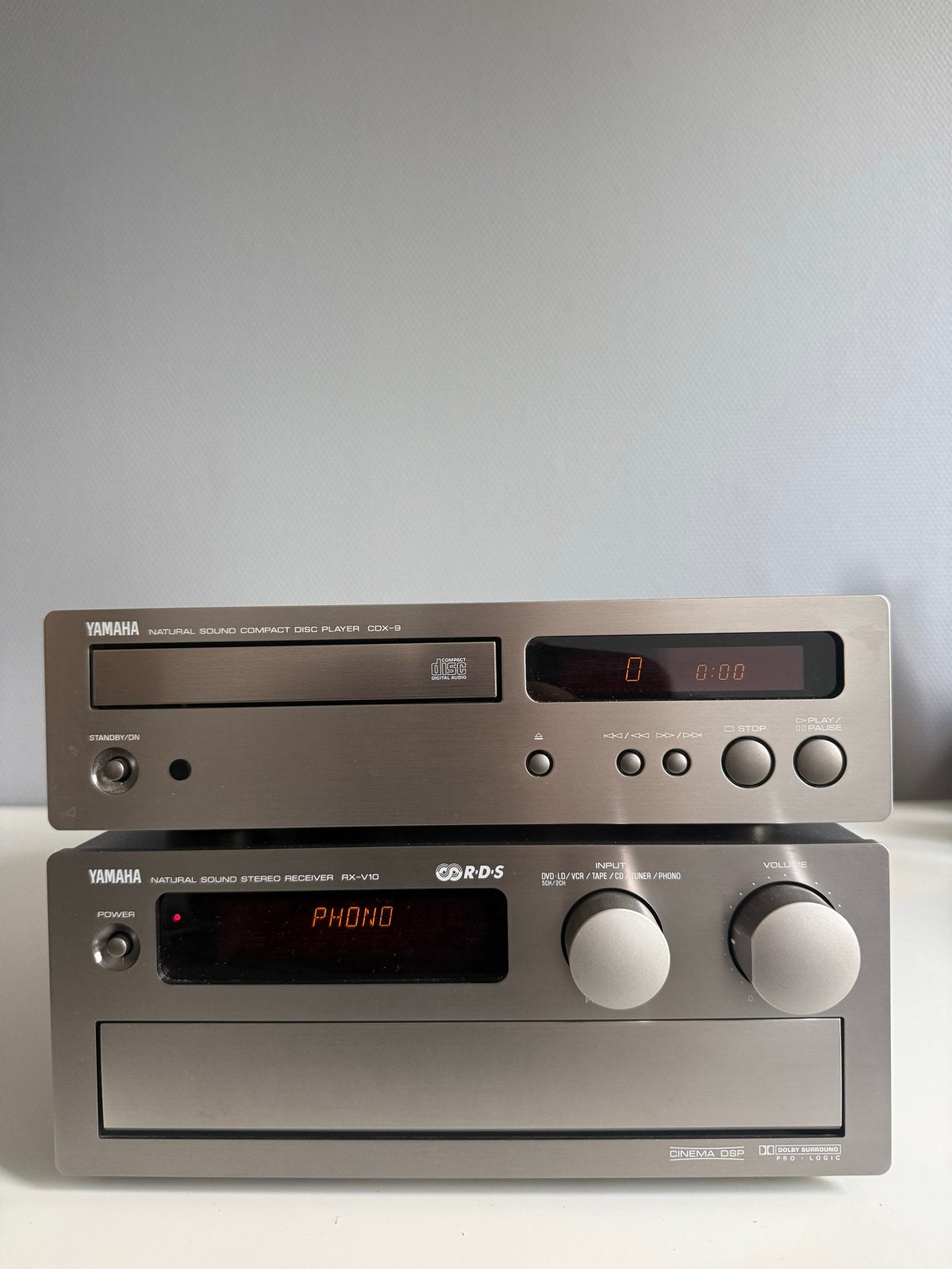Yamaha CDX-9 CD-speler en RX-V10 Stereo Receiver Set, Overige merken, Zo goed als nieuw, Cd-speler, Losse componenten